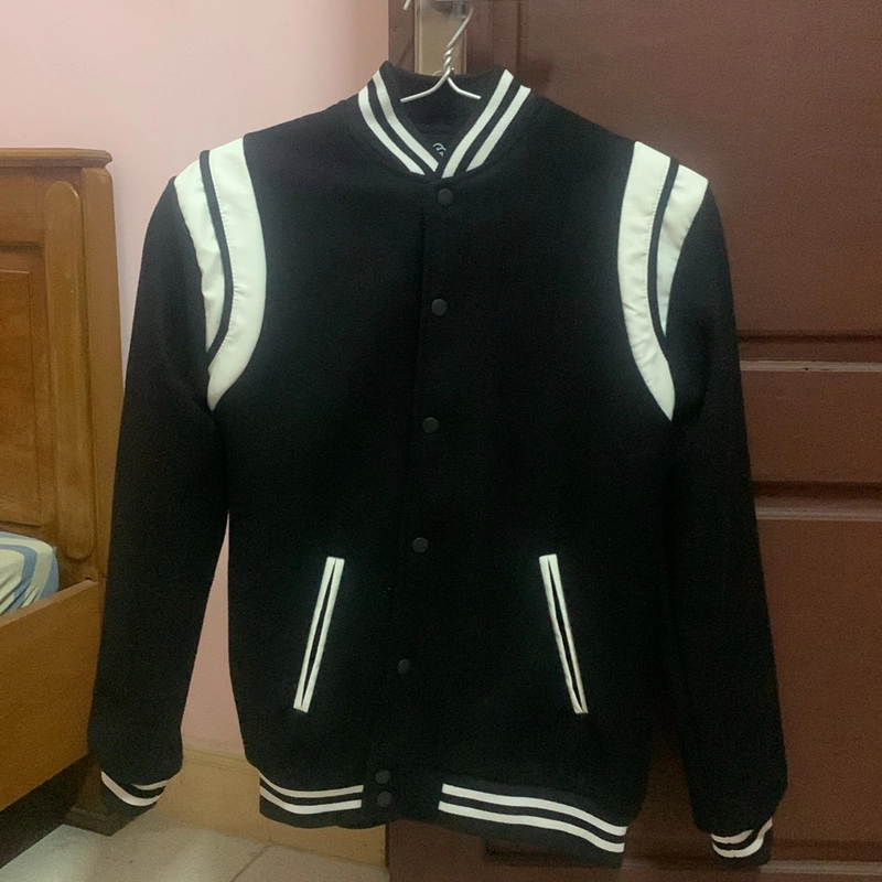 Áo Khoác Bomber Dạ Ép Size S Màu Đen