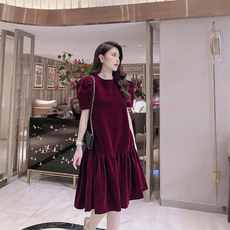 Bầu mặc gì cho đẹp? Gợi ý cách phối đồ cực xinh cho mẹ bầu
